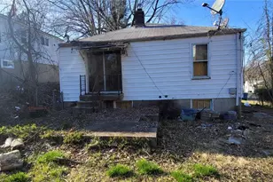 8834 Tyrell Dr, Saint Louis, MO 63136 - Photo 21