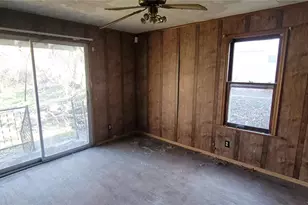 8834 Tyrell Dr, Saint Louis, MO 63136 - Photo 9