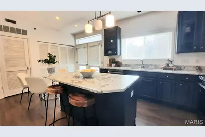 505 North and South, #2B, University City, MO 63130 - Photo 11