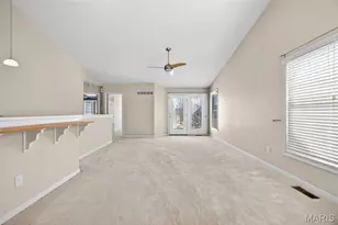 214 Maryland Dr, O'Fallon, MO 63366 - Photo 5