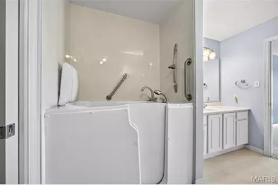 214 Maryland Drive #26B, O'Fallon, MO 63366 - Photo 9