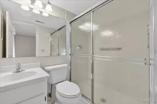 524 N Kirkwood Rd, Kirkwood, MO 63122 - Photo 17