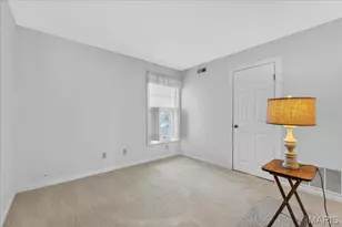 524 N Kirkwood Rd, Kirkwood, MO 63122 - Photo 19