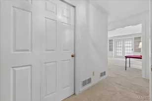 524 N Kirkwood Rd, Kirkwood, MO 63122 - Photo 5