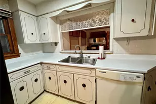 955 S 3rd St, Festus, MO 63028 - Photo 17