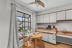 11636 Cedar Walk Dr, Unincorporated, MO 63146 - Photo 7