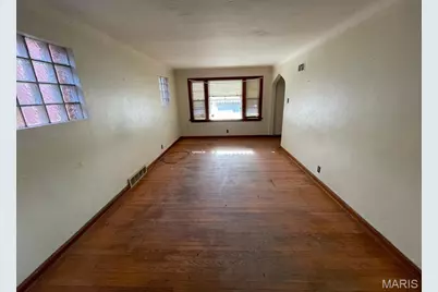 5275 Alcott Avenue, Saint Louis, MO 63120 - Photo 7