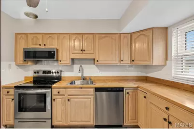 1340 Samoa Drive, Saint Louis, MO 63126 - Photo 13