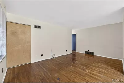 1316 Bayonne Drive, Saint Louis, MO 63138 - Photo 7