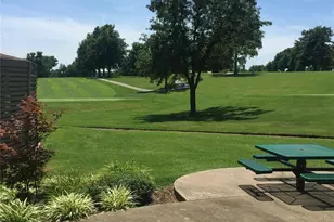 514 Broadmoor Dr, Chesterfield, MO 63017 - Photo 23