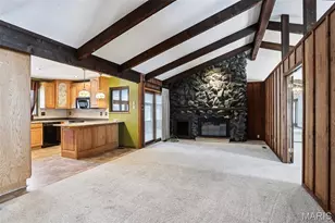 11 Champagne Dr, Lake Saint Louis, MO 63367 - Photo 7