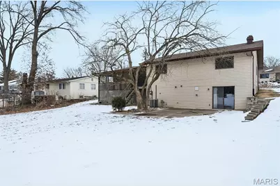 11 Champagne Drive, Lake Saint Louis, MO 63367 - Photo 39