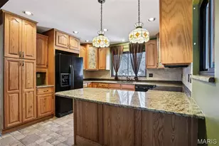 11 Champagne Dr, Lake Saint Louis, MO 63367 - Photo 11