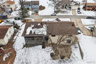 11 Champagne Dr, Lake Saint Louis, MO 63367 - Photo 47