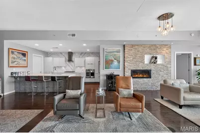 4545 Lindell Boulevard #20, Saint Louis, MO 63108 - Photo 23