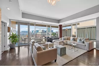 4545 Lindell Boulevard #20, Saint Louis, MO 63108 - Photo 9