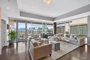 4545 Lindell Blvd, Saint Louis, MO 63108 - Photo 9