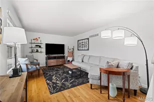 279 Aspen Village Dr, Ballwin, MO 63021 - Photo 7