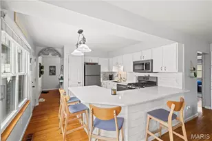 279 Aspen Village Dr, Ballwin, MO 63021 - Photo 13