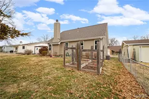 279 Aspen Village Dr, Ballwin, MO 63021 - Photo 29