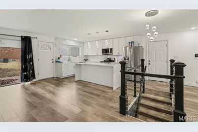 11720 Sheffield Drive, Florissant, MO 63033 - Photo 7