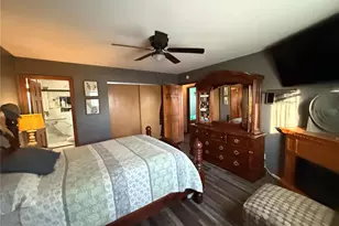 2670 Delaware Dr, Florissant, MO 63033 - Photo 15