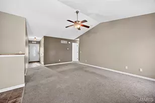 360 Rockport Dr, Troy, MO 63379 - Photo 5