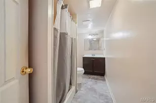 1203 Advance Dr, Florissant, MO 63031 - Photo 21