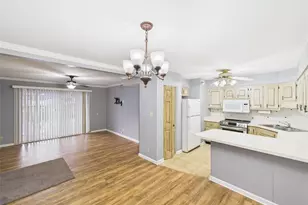 10069 N Bunker Hill Dr, Saint Louis, MO 63123 - Photo 7