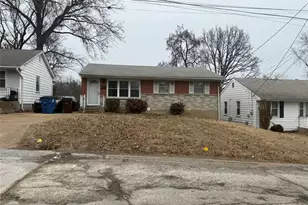 631 Robert Ave, Ferguson, MO 63135 - Photo 1