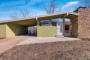 1039 Coffey Ct, Saint Louis, MO 63126 - Photo 1