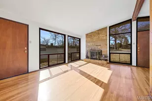 1039 Coffey Ct, Saint Louis, MO 63126 - Photo 9