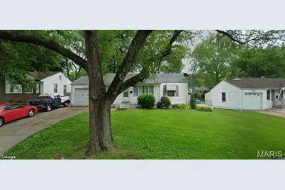 150 Saint Daniel Lane, Florissant, MO 63031 - Photo 1