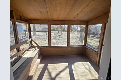 11218 Saint Shawn Lane, Saint Ann, MO 63074 - Photo 5