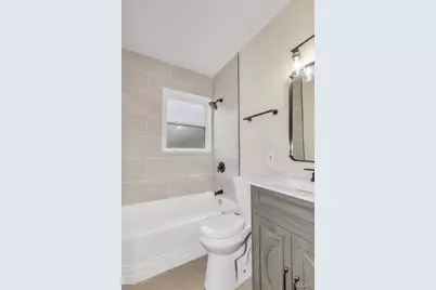 11218 Saint Shawn Lane, Saint Ann, MO 63074 - Photo 15