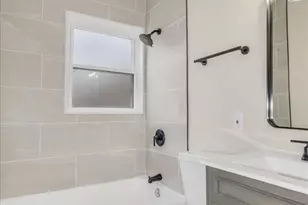 11218 St Shawn Ln, Saint Ann, MO 63074 - Photo 15