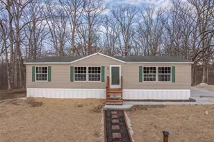 68 Beach Cir, Moscow Mills, MO 63362 - Photo 3