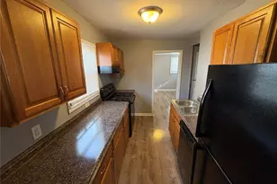 6042 Hancock Ave, Berkeley, MO 63134 - Photo 7