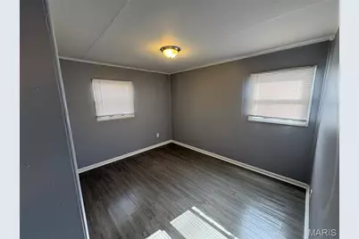 6042 Hancock Avenue, Berkeley, MO 63134 - Photo 9