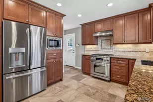 4447 Gemini Dr, Unincorporated, MO 63128 - Photo 7