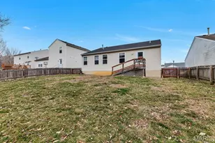 25 Bedford Way, Wentzville, MO 63385 - Photo 19