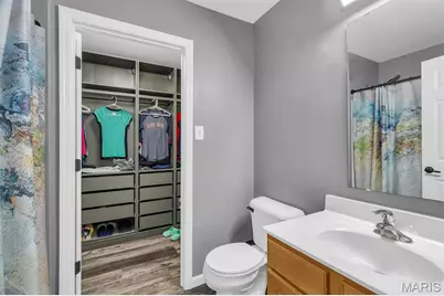 25 Bedford Way, Wentzville, MO 63385 - Photo 17