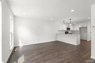 360 Fall Harvest Parkway, O'Fallon, MO 63385 - Photo 3