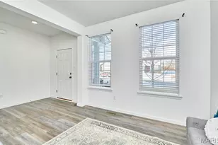 1678 Belleau Wood Dr, Saint Peters, MO 63376 - Photo 9