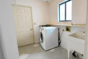 961 Villa Gran Way, Fenton, MO 63026 - Photo 13