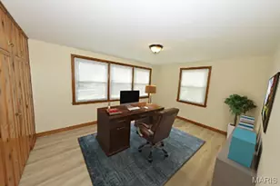 1005 Hawthorn Ave, Saint Charles, MO 63301 - Photo 5