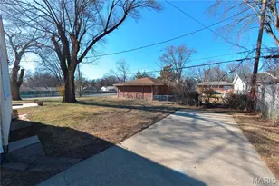 1005 Hawthorn Ave, Saint Charles, MO 63301 - Photo 41