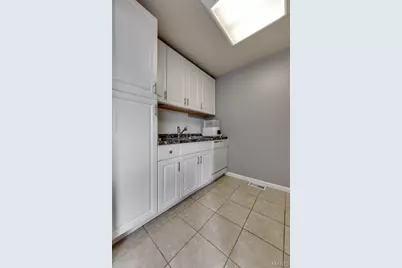 815 Wendevy Court, Ballwin, MO 63011 - Photo 15