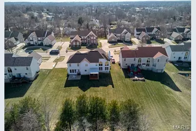 4049 Portland Ridge Drive, Florissant, MO 63034 - Photo 47