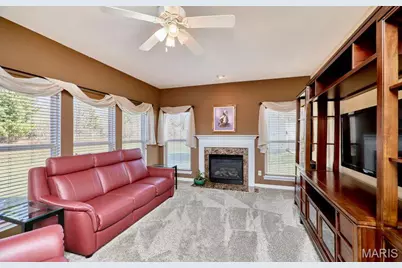 4049 Portland Ridge Drive, Florissant, MO 63034 - Photo 17
